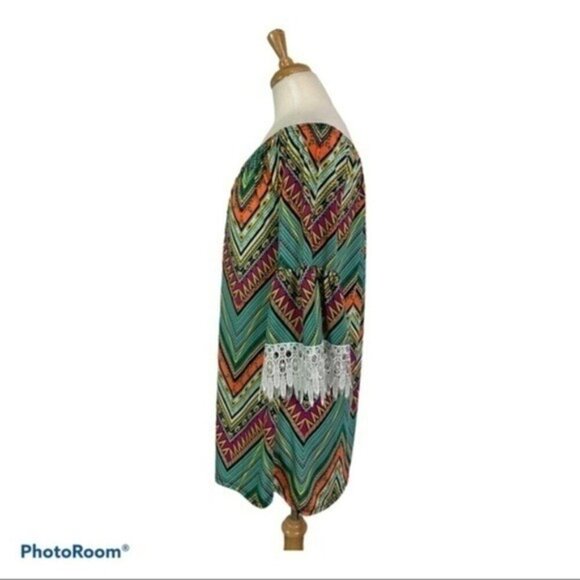 WINWIN Lace Trim Off Shoulder 1/2 Sleeve Top - Picture 3 of 9